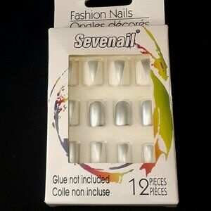 Sevenail 12 Short Nails Silver and White, Glue Not Included- Glamorous & Classic